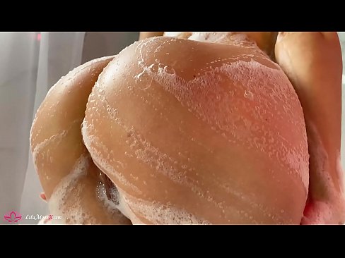 ❤️ Brunette onanerer fisse med vibrator til intens orgasme i brusebad ️❌ Fucking video at da.hentai-id.ru