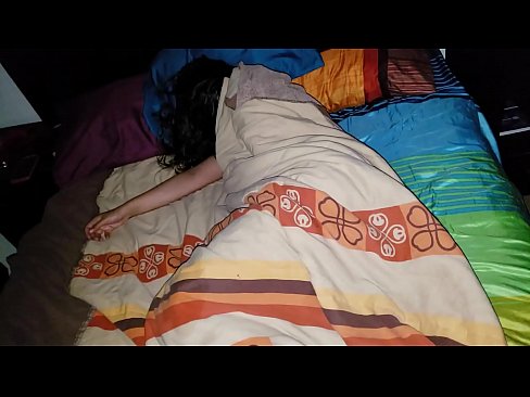 ❤️ Stedbarn skælder sin unge stedmor ud, mens hun sover. ️❌ Fucking video at da.hentai-id.ru